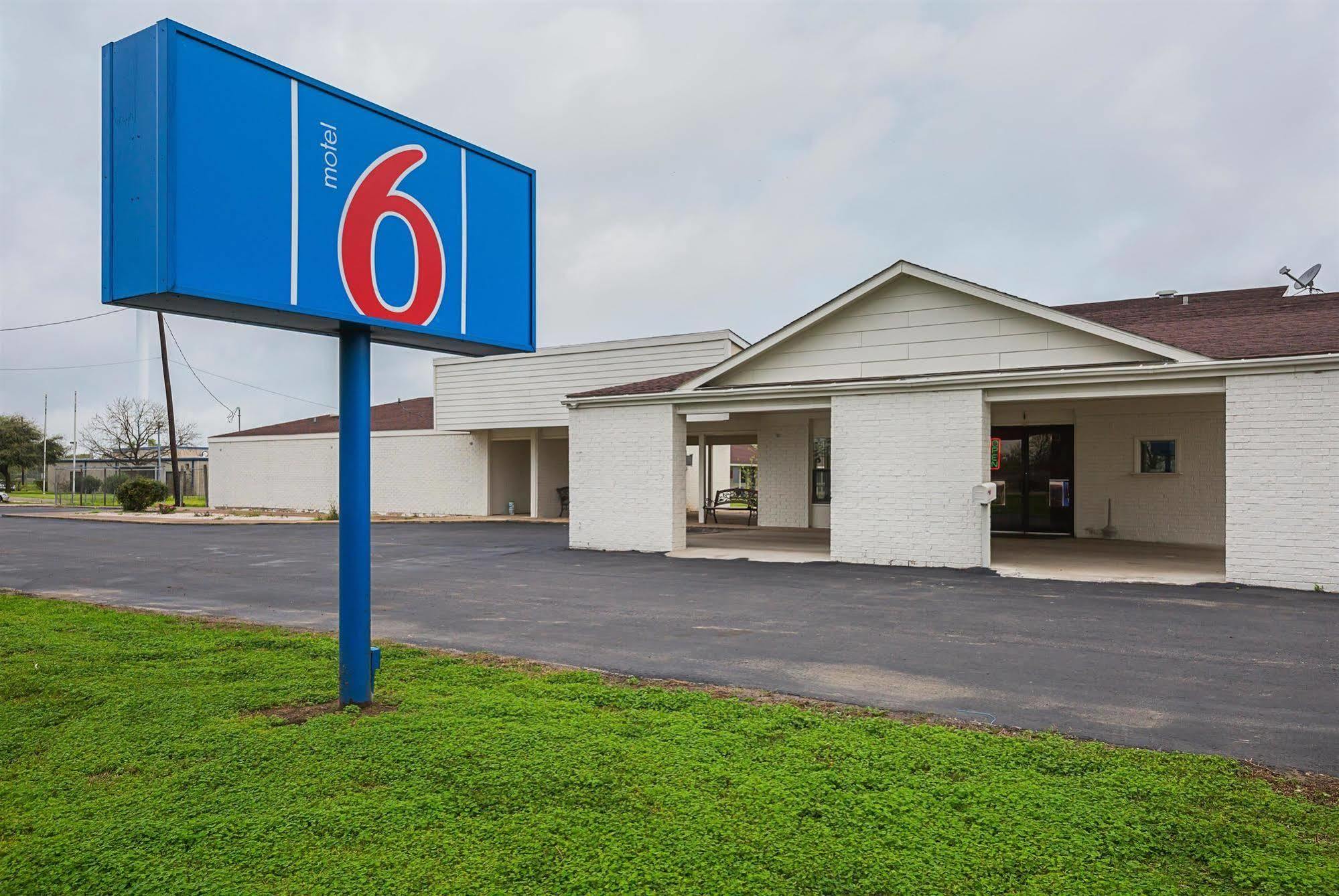 Motel 6-Madisonville, Tx 외부 사진