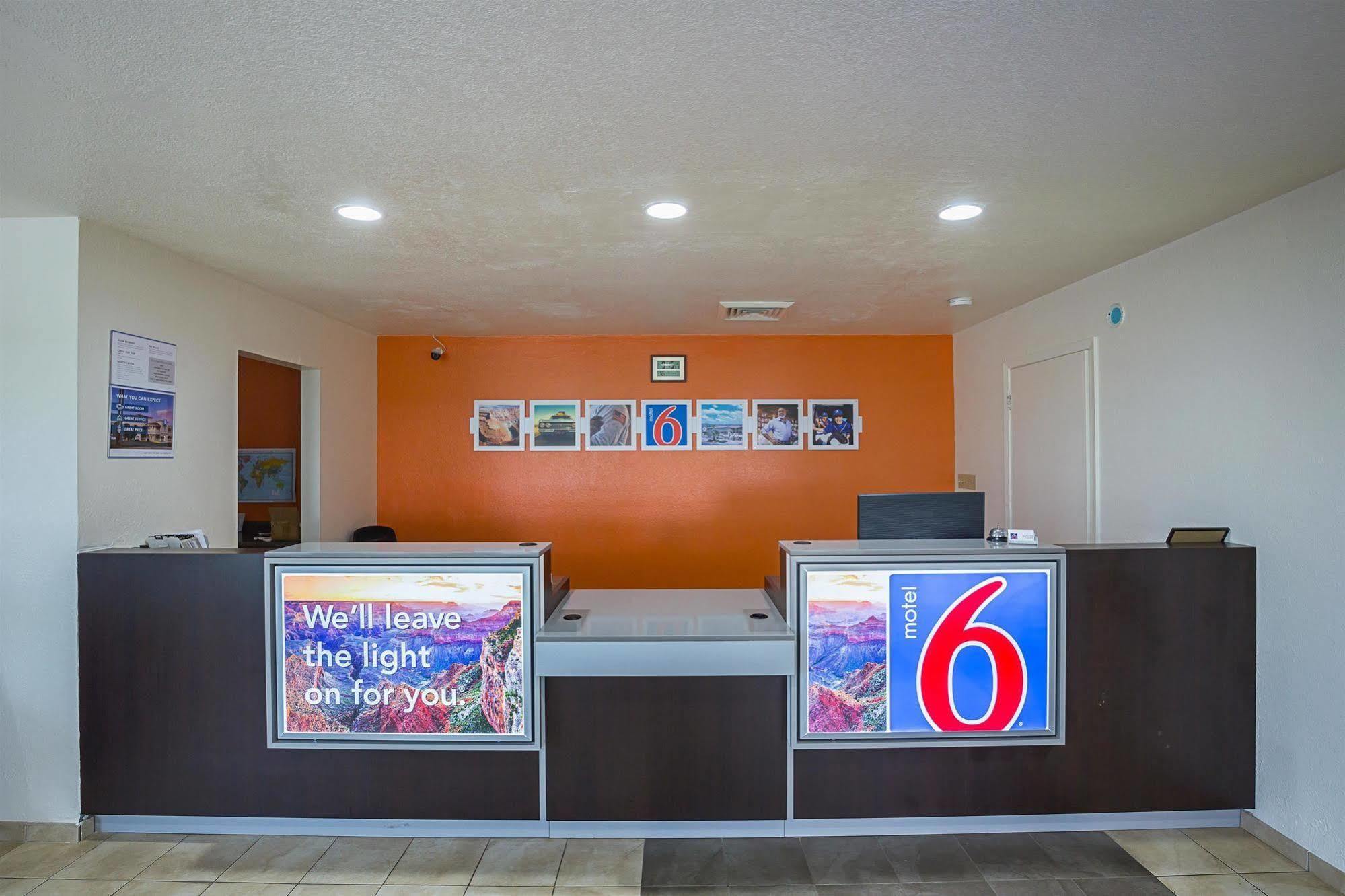 Motel 6-Madisonville, Tx 외부 사진