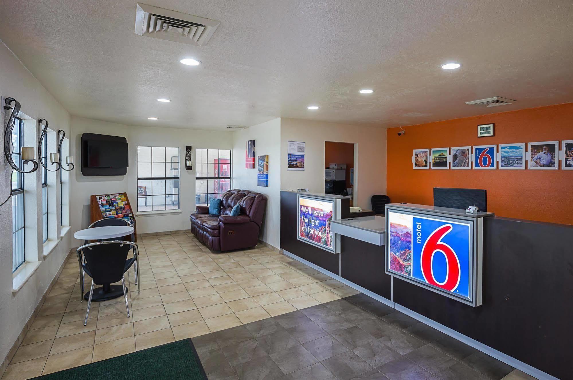Motel 6-Madisonville, Tx 외부 사진